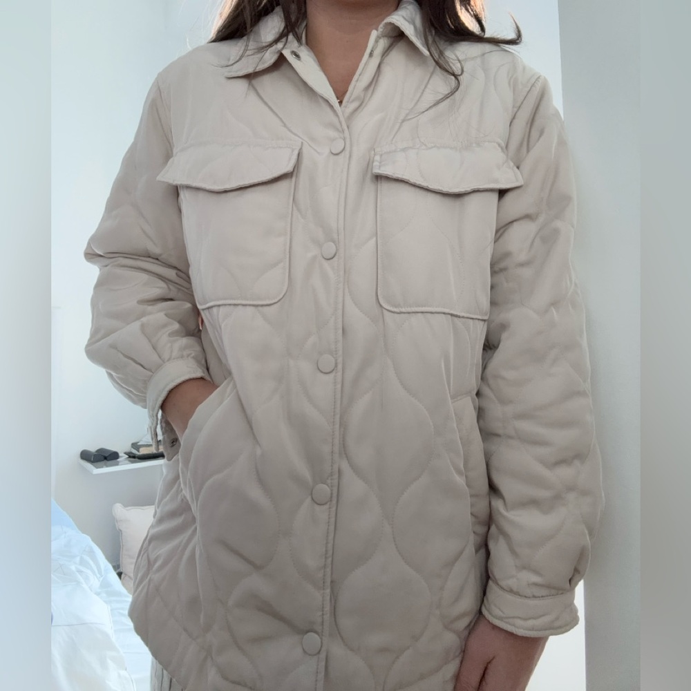 H&M Beige Oversized Quilted Puffer Jacket
